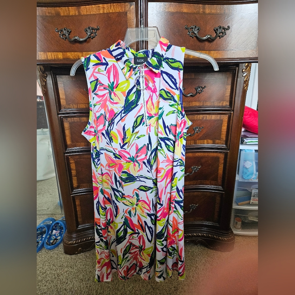 MSK Colorful Floral Sleeveless Dress
